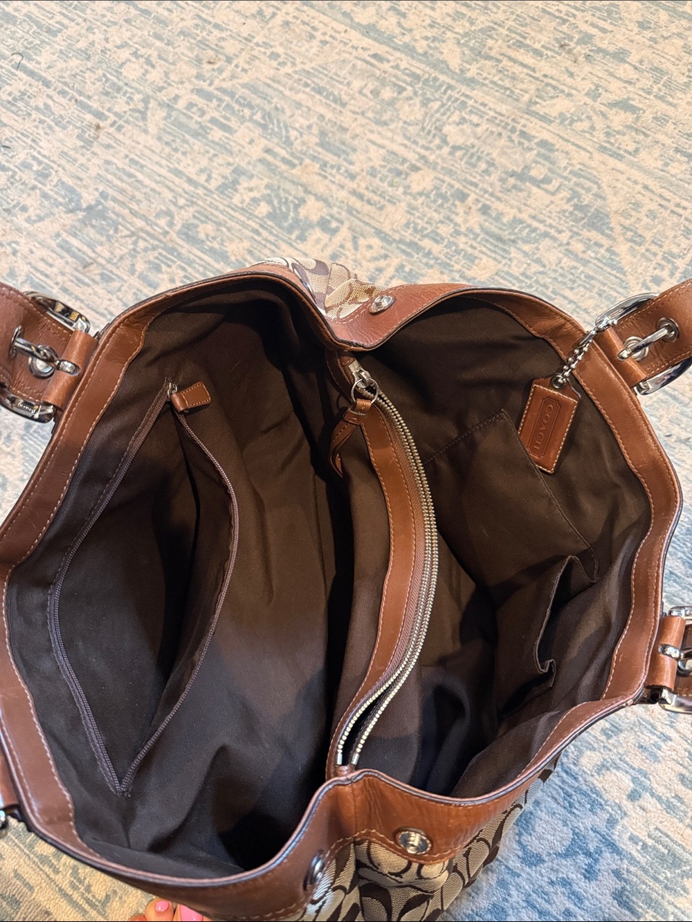 Vintage Coach Tan and Brown Signature Canvas Shoulder Tote - Picture 7 of 10